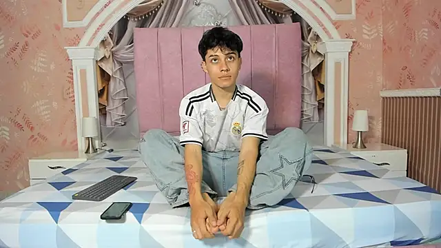 Dani rivass online show from 09-22-25, 11:12