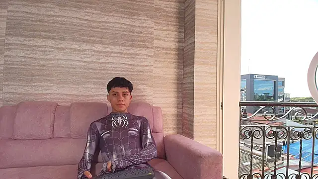 Dani rivass online show from 10-01-25, 11:38