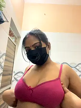 Snapshot of anjalibb chatting on 10-17-25, 10:29 anjalibb online show from 10-17-25, 10:29
