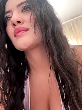 Snapshot of Lu090_ chatting on 10-03-25, 03:42 Lu090 online show from 10-03-25, 03:42