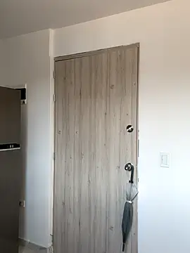 Snapshot of Lu090_ chatting on 11-22-25, 04:50 Lu090 online show from 11-22-25, 04:50