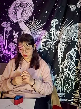 Violetaa Leee online show from 09-11-25, 10:32