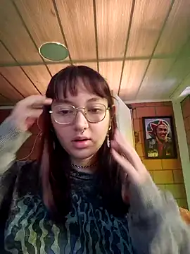 Violetaa Leee online show from 09-19-25, 04:29