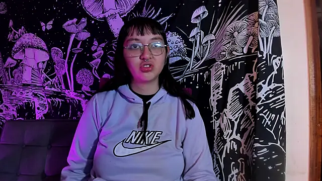 Violetaa Leee online show from 10-12-25, 01:37