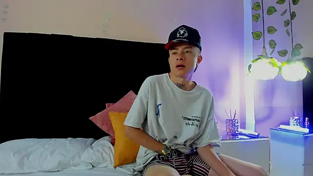 Nascary Fox online show from 09-18-25, 07:38