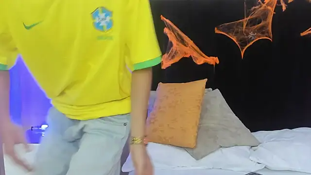 Nascary Fox online show from 10-03-25, 07:33