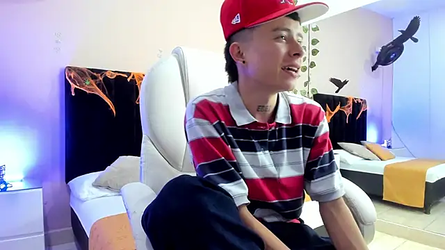 Nascary Fox online show from 10-09-25, 07:34