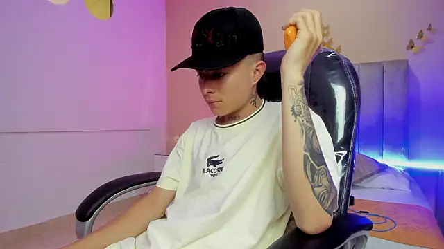 Nascary Fox online show from 03-09-26, 08:57