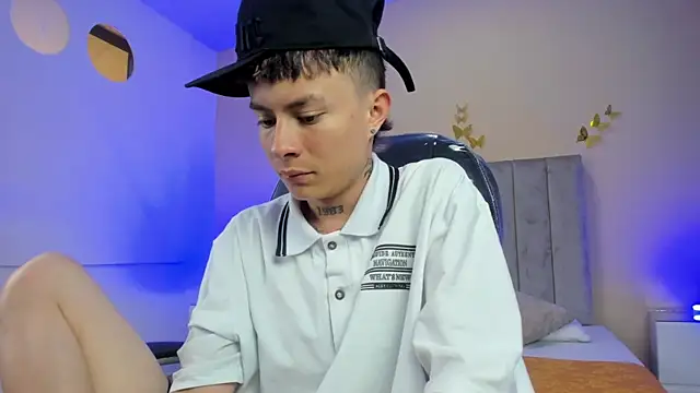 Nascary Fox online show from 04-10-26, 02:55