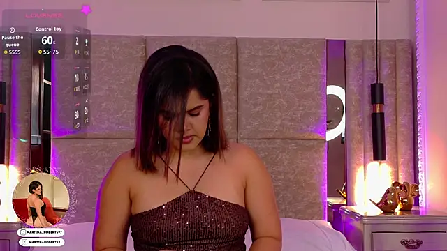 Martina-Roberts- online show from 09-29-25, 03:33