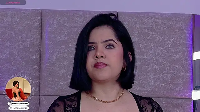 Martina-Roberts- online show from 10-23-25, 04:01