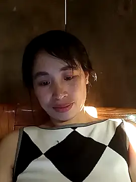 Snapshot of misa_00 chatting on 05-13-26, 11:07 misa 00 online show from 05-13-26, 11:07