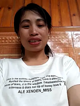 Snapshot of misa_00 chatting on 05-25-26, 02:28 misa 00 online show from 05-25-26, 02:28