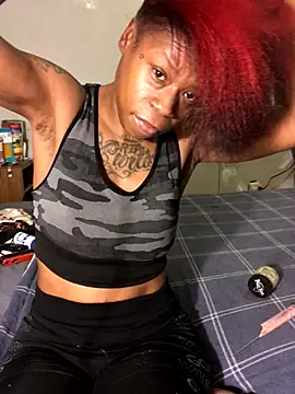 Snapshot of Tishrella6 chatting on 09-19-25, 11:33 Tishrella6 online show from 09-19-25, 11:33