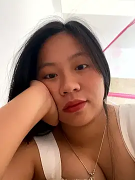 Snapshot of maianhcute chatting on 09-20-25, 12:55 maianhcute online show from 09-20-25, 12:55