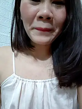 Singlemom69x online show from 07-15-26, 02:00