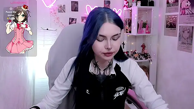 Snapshot of Morana_Batt chatting on 07-25-26, 01:58 Morana Batt online show from 07-25-26, 01:58