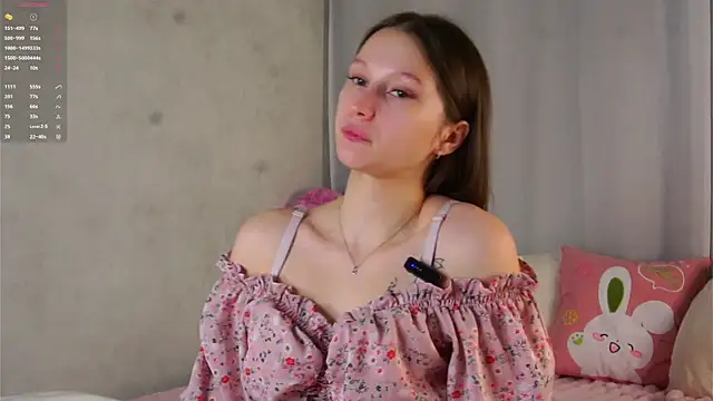 MelaniSeiver online show from 04-02-26, 01:03