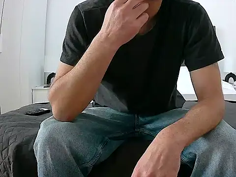 InnocentHub753 online show from 02-03-26, 11:04