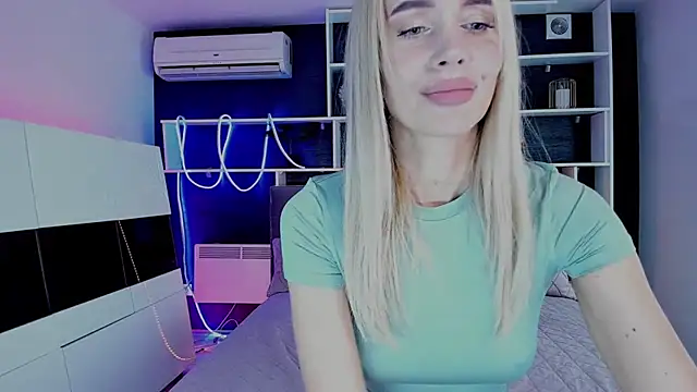 SabrinaSharm online show from 10-17-25, 11:57