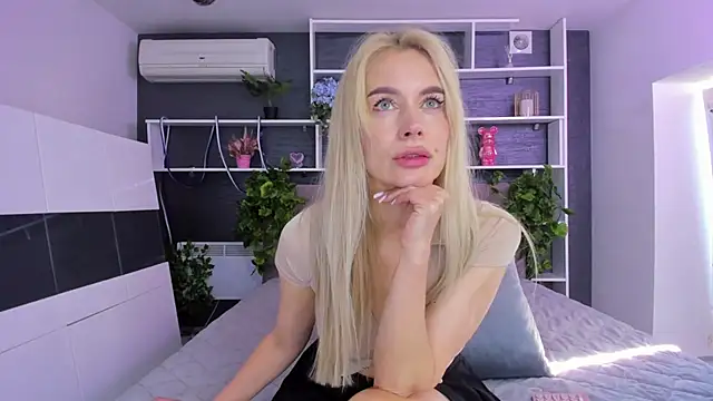 SabrinaSharm online show from 05-31-26, 05:04