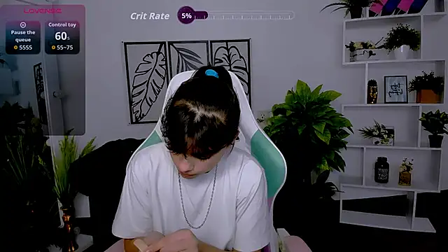 Snapshot of Cocoa_Sins chatting on 10-01-25, 05:57 Cocoa Sins online show from 10-01-25, 05:57