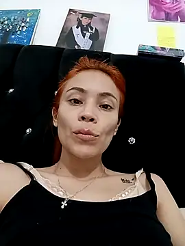 Snapshot of dulcelatin21 chatting on 09-15-25, 05:02 dulcelatin21 online show from 09-15-25, 05:02