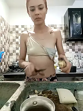 Snapshot of dulcelatin21 chatting on 09-17-25, 11:39 dulcelatin21 online show from 09-17-25, 11:39