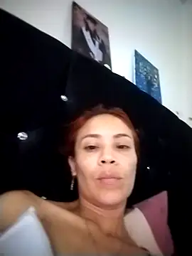 Snapshot of dulcelatin21 chatting on 10-13-25, 06:08 dulcelatin21 online show from 10-13-25, 06:08