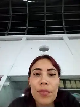 Snapshot of dulcelatin21 chatting on 11-12-25, 11:03 dulcelatin21 online show from 11-12-25, 11:03