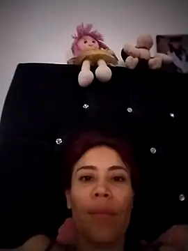 Snapshot of dulcelatin21 chatting on 11-29-25, 07:17 dulcelatin21 online show from 11-29-25, 07:17