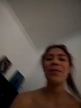 Snapshot of dulcelatin21 chatting on 11-30-25, 05:17 dulcelatin21 online show from 11-30-25, 05:17