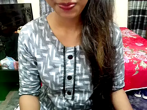 Snapshot of blackpori chatting on 12-16-25, 01:43 blackpori online show from 12-16-25, 01:43