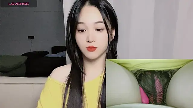 woaiqinqin online show from 10-22-25, 03:56