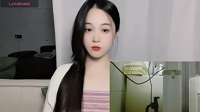 woaiqinqin online show from 10-23-25, 03:33