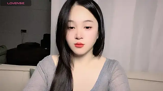 woaiqinqin online show from 10-28-25, 04:53