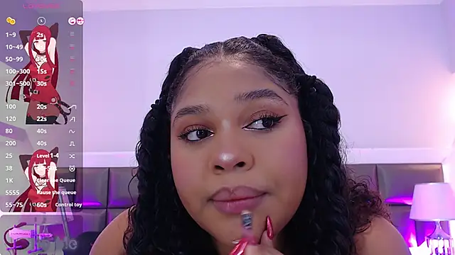 Snapshot of LennaEvans chatting on 11-17-25, 11:05 LennaEvans online show from 11-17-25, 11:05