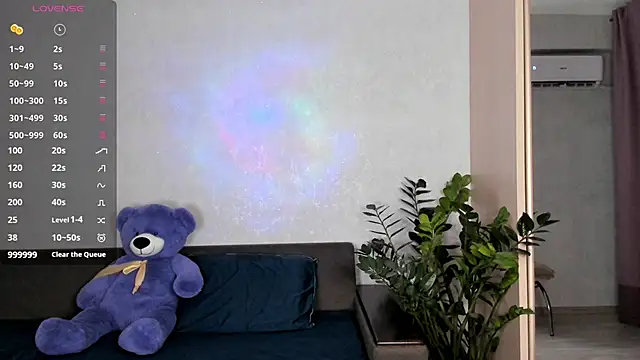 SaraShine  online show from 09-10-25, 07:47