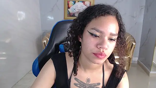 Snapshot of Canela_s1 chatting on 09-24-25, 08:39 Canela s1 online show from 09-24-25, 08:39