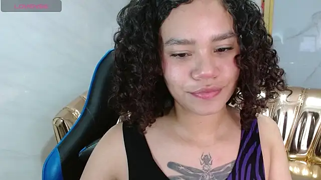 Snapshot of Canela_s1 chatting on 11-10-25, 08:19 Canela s1 online show from 11-10-25, 08:19