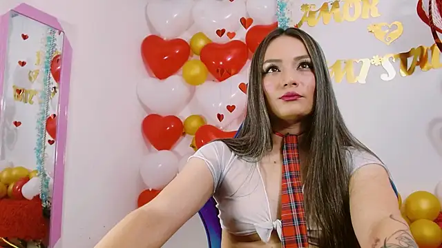 Snapshot of danna_888 chatting on 09-10-25, 07:14 danna 888 online show from 09-10-25, 07:14