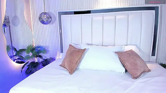 MariathLittle online show from 10-28-25, 05:37