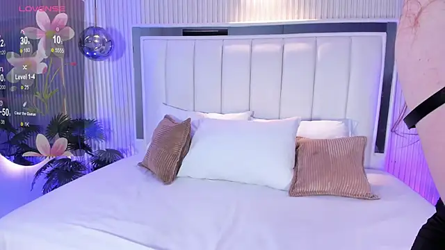 MariathLittle online show from 11-10-25, 06:29