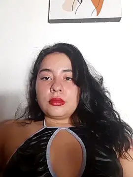 Snapshot of Yuli-27 chatting on 11-02-25, 02:03 Yuli-27 online show from 11-02-25, 02:03