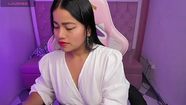 Victoria b  online show from 09-14-25, 12:37