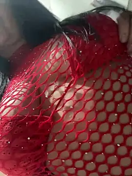 Snapshot of Mayra_milk chatting on 09-19-25, 08:53 Mayra milk online show from 09-19-25, 08:53