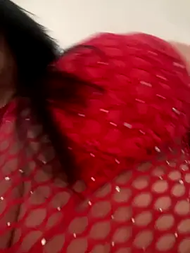 Snapshot of Mayra_milk chatting on 09-21-25, 02:51 Mayra milk online show from 09-21-25, 02:51