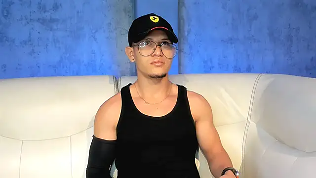 Snapshot of Manuel_FPG chatting on 09-28-25, 12:54 Manuel FPG online show from 09-28-25, 12:54