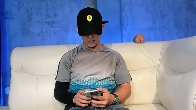 Snapshot of Manuel_FPG chatting on 09-29-25, 12:54 Manuel FPG online show from 09-29-25, 12:54