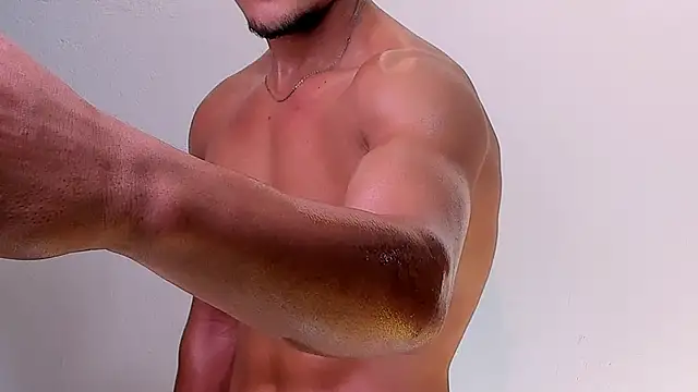 Snapshot of Manuel_FPG chatting on 12-20-25, 02:07 Manuel FPG online show from 12-20-25, 02:07